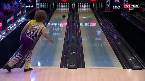 Defending Champion Kyle Troup is back in a big way at the PBA Playoffs vs. Sean Rash | PBA on FOX