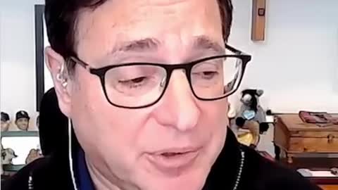 BOB SAGET TELLS FAN HE JUST GOT BOOSTER SHOT ON DECEMBER 13. 28 DAYS LATER HE IS DEAD.