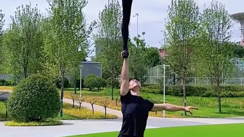 These people have awesome acrobatic skills!