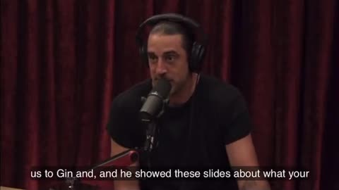Aaron Rodgers BLASTS The NFL's "Fauci Stooge" That Tried To Shame Players
