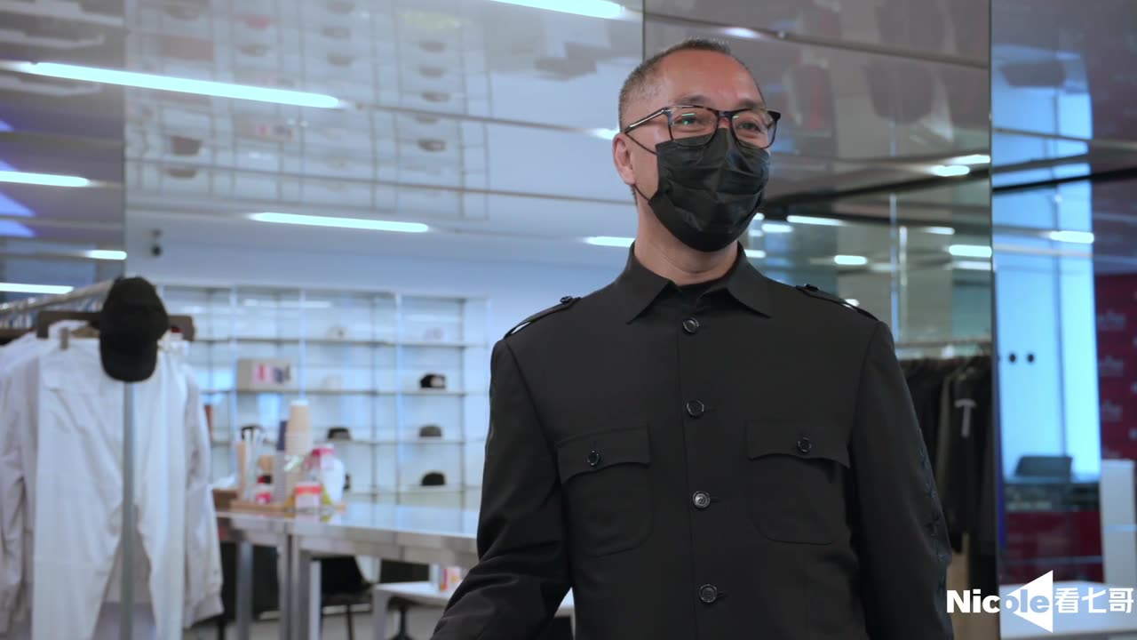 20220817文贵先生视频²：Fashion最重要的就是感情、激情、热情。道德经：你喜欢的事，不以它为盈利炫耀争斗，都能做好。传统中国文化有精神无手段；而西方人有精神有手段。