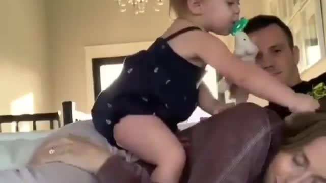 #laughingbaby #funnyvideos #babyvibes #babysafety #babymodeling #babyshower #motherlove #fatherlove