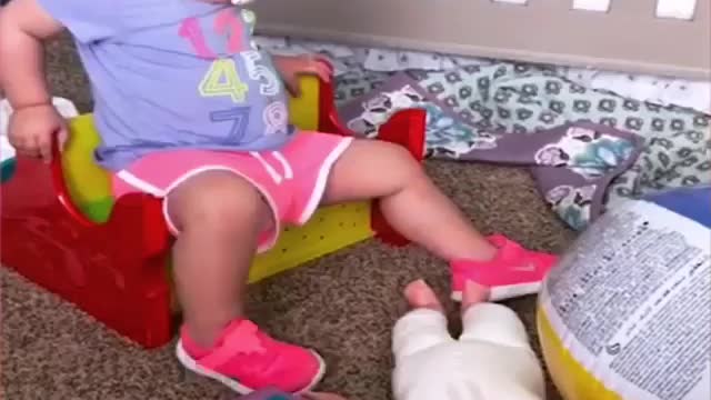 Funny and entertaining video babies