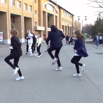 Dancing in Neon Mode Park