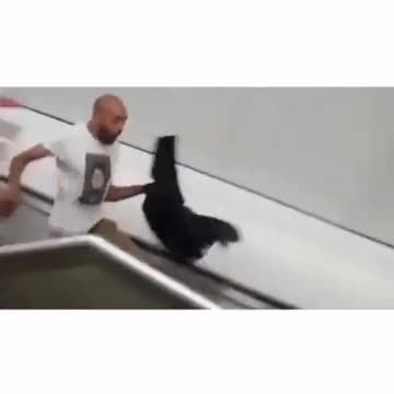 Don't try to be cool on the escalator #SHORT