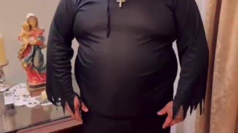 Who did this to him.🤣