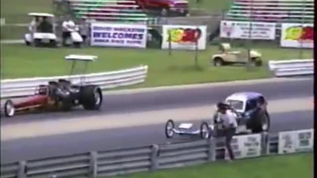 Nitro Neil Bisiglia vs Dom Paris Fuel Coupe vs 2 motor Top Fueler 2001