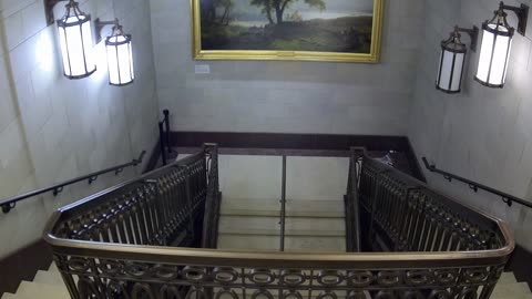 7218USCH03GalleryStairs_2021-01-06_20h10min45s320ms.mp4