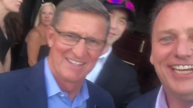 General Flynn w the MG Show