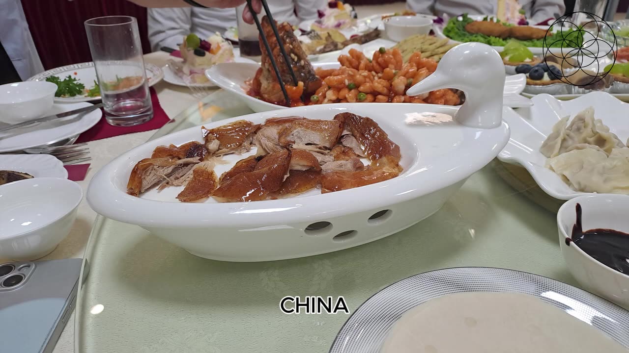 The "lazy Susan" rotating tables in China