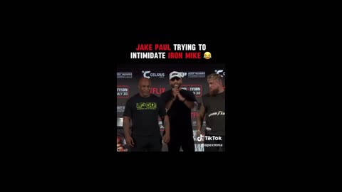 Mike Tyson laughs in Jake Paul's Face !! 🤣🤣#miketyson #jakepaul #boxing #viral