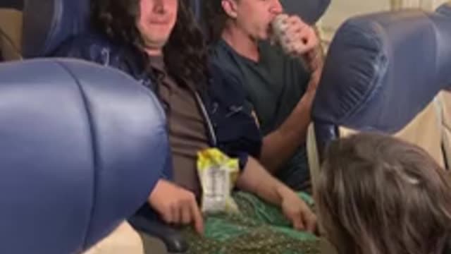 when he realized she was a HE!!!
