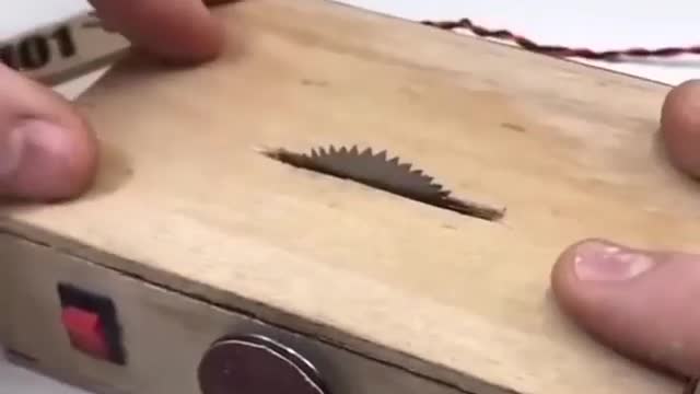 Hand Made Tiny Wood Cutting Machine