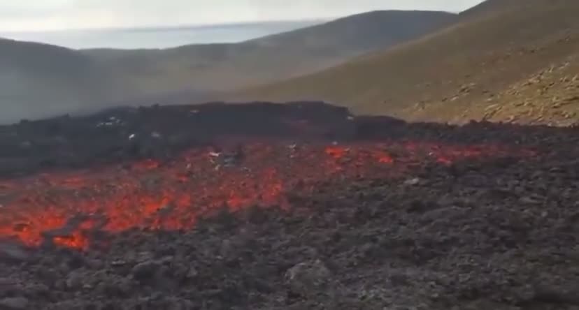 Lava flows from the Fagradalsfjall Volcano