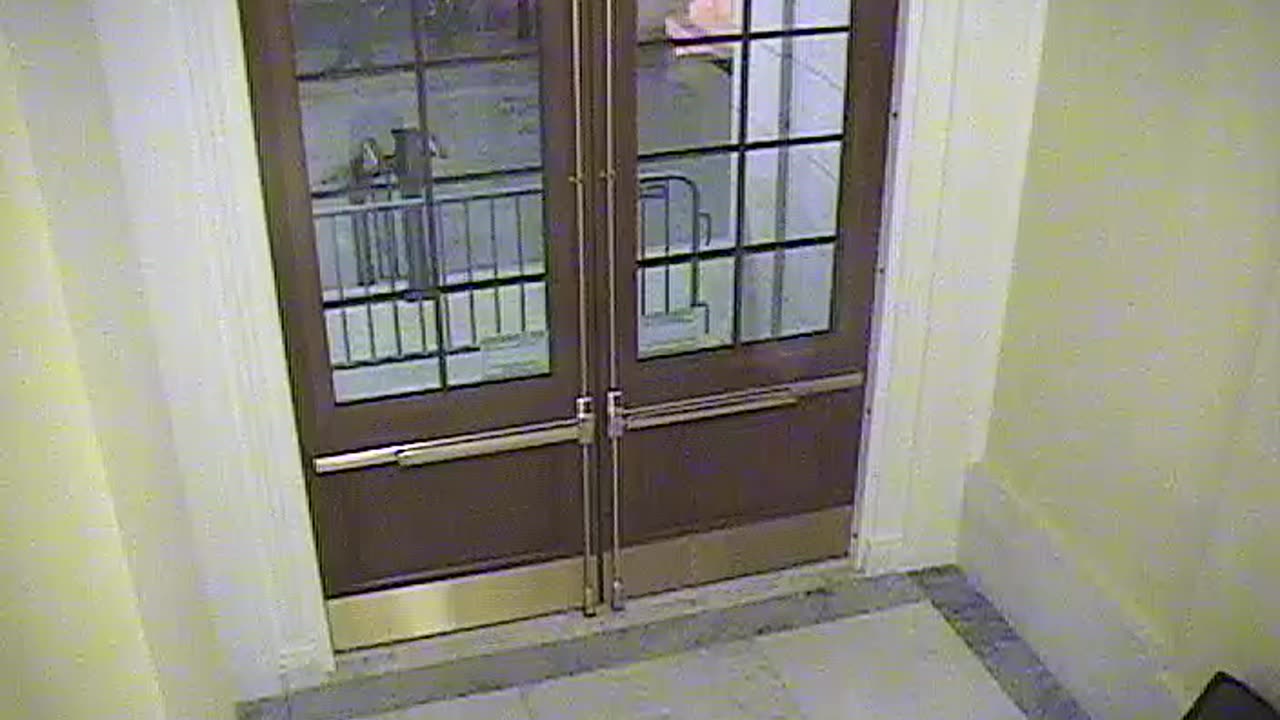 3443CHOB02CH12NRotundaExit_2021-01-06_17h40min01s237ms.mp4