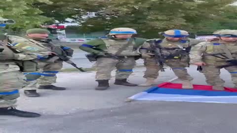 And once again about the symbols. Ukrainian border guards demonstrate in the liberated Balakleia, w