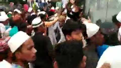 गलत है सरकारी चीजों का नुक सान