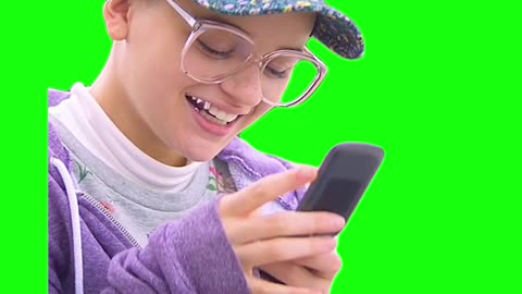 Gypsy Rose Laughing at Her Phone | Green Screen