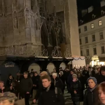 Austria: catholic vaccine mandate protesters sing Dec. 1, 2021