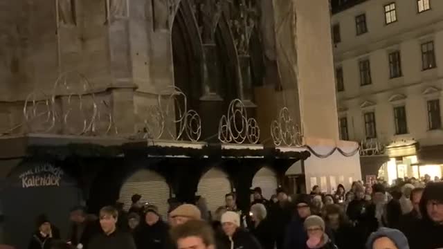 Austria: catholic vaccine mandate protesters sing Dec. 1, 2021