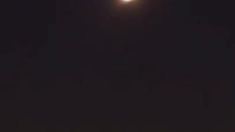 Lunar Eclipse turns day at night, so amazing!!