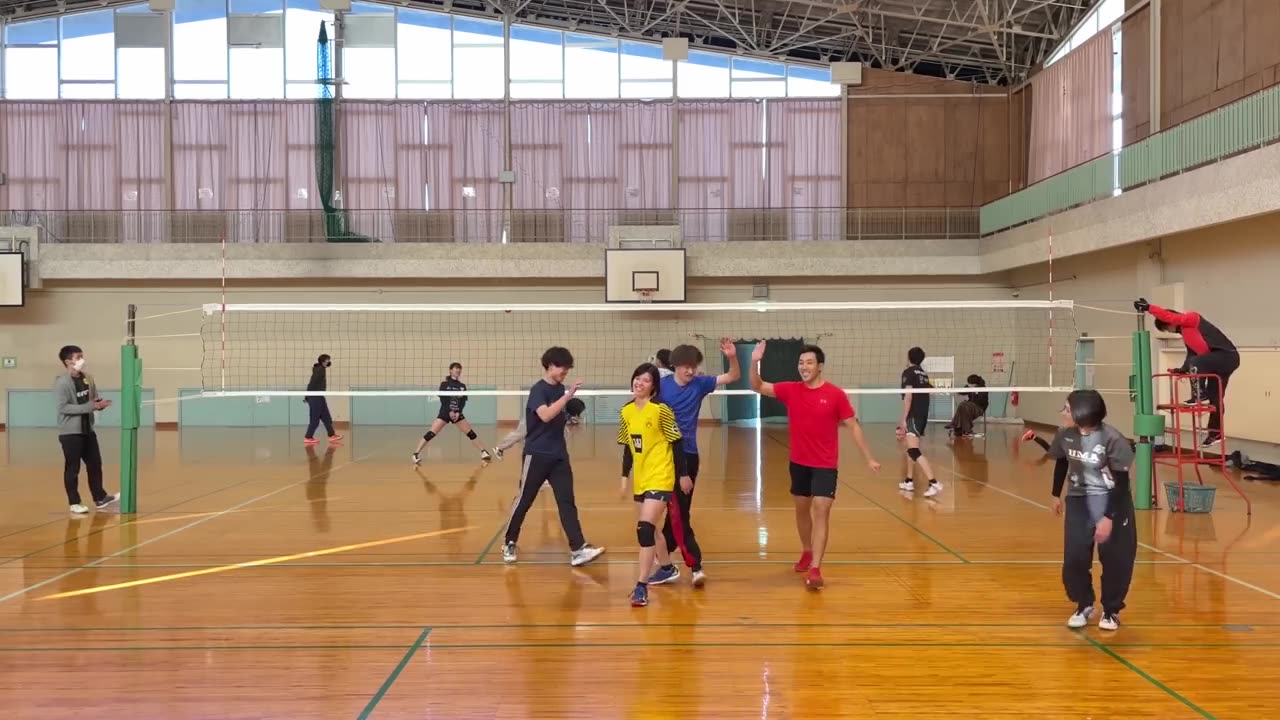 EPIC VOLEYBALL GAME (GODLY SPIKES)