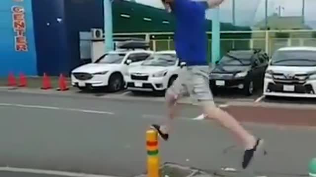 FAIL acrobatic trick at car park