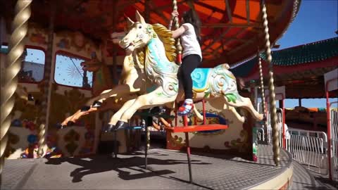 Music to Liven Up Your Day- Amusement Park/Música para Animar seu dia- Parque de Diversões