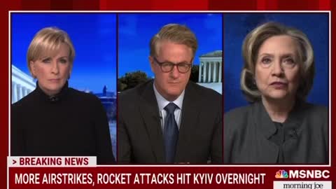 🚨Hillary Clinton hat live im TV zu Cyberangriffe aufgerufen.