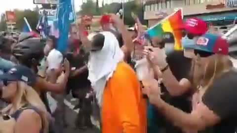 BLM & Antifa Riots 2020 - 2020-08-22-05-57-34-Tujunga-earlier.mp4
