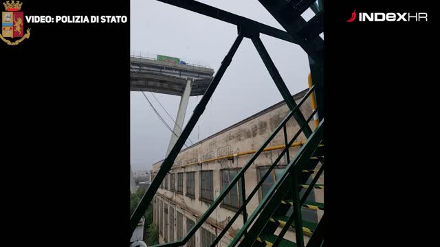 Urušio se vijadukt na autocesti kod Genove