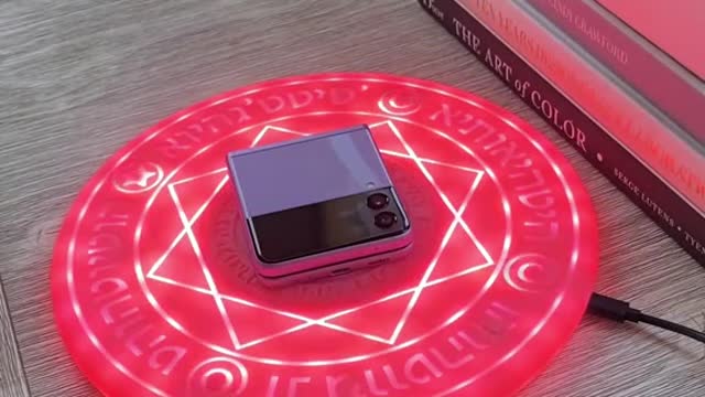 #1:- Magical Wireless Charger 🤯