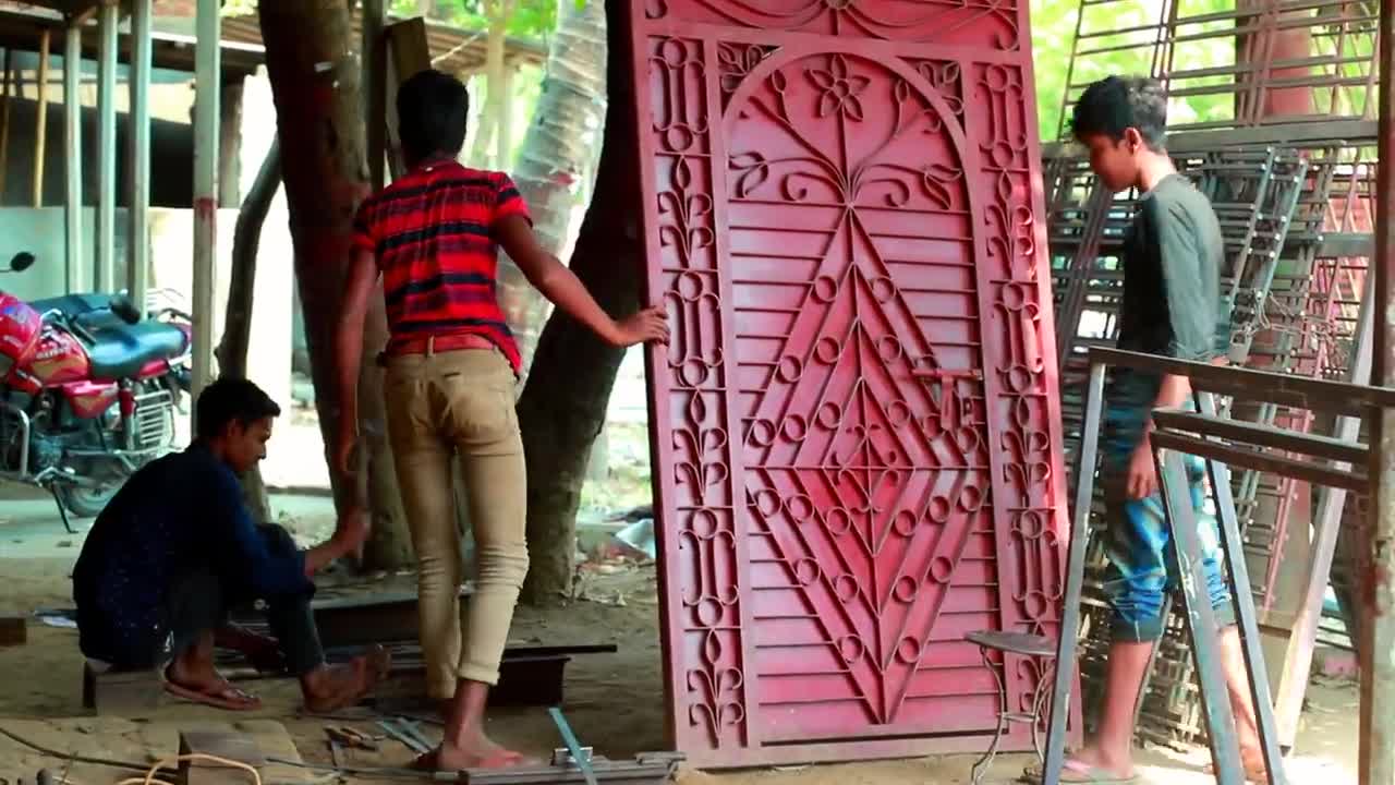 Big Drum hit prank with public reaction