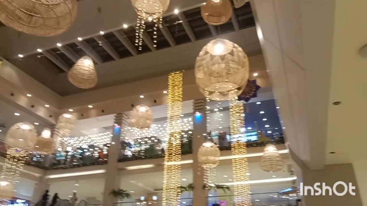 Dolmen mall(i dont support israel