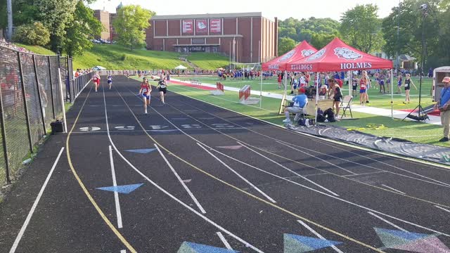 5.12.22 - Girls 4x100m Relay - Jerry Lancaster Middle School Invitational @ Holmes HS