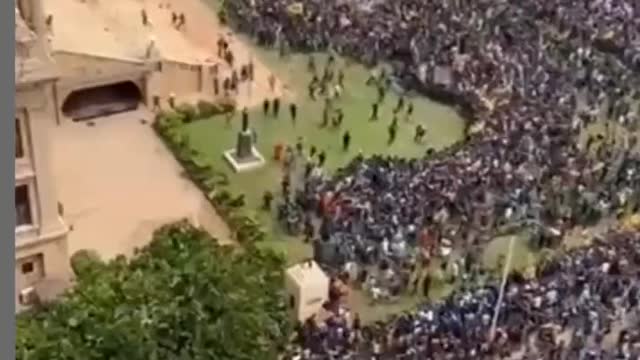 Sri Lanksans have literally brought their complaints to the front door and into the palace!