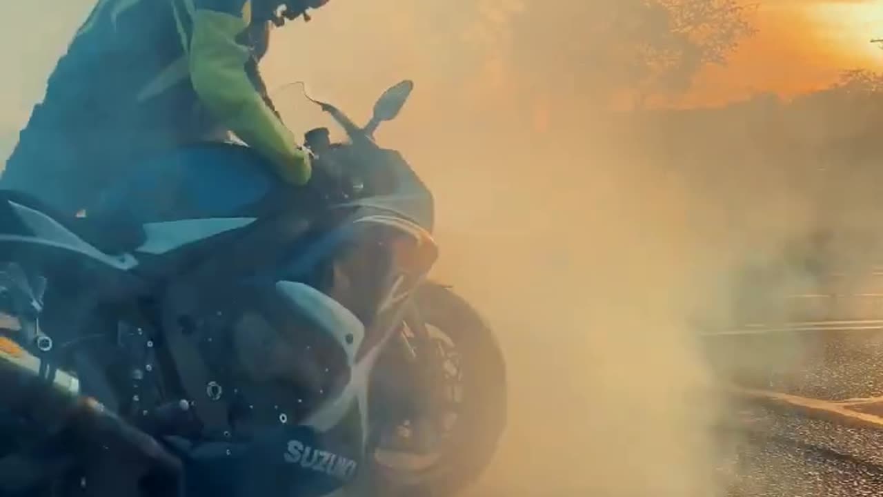 #bike #bikelover #stunt #youtube #trending #shortsviral #shortsfeed #shortsyoutube #best