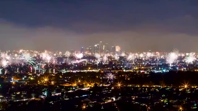 Los Angeles Independence Day Fireworks -Defying Comrade Newsom (Time Lapse)