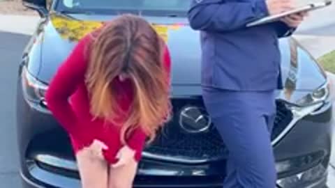 Police officer gets surprise from women he pulled over