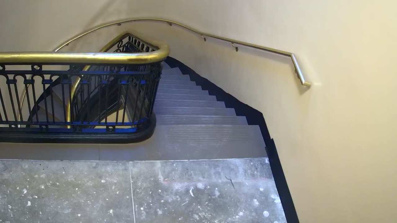 5191CHOB05Stair3_2021-01-06_16h40min03s677ms.mp4