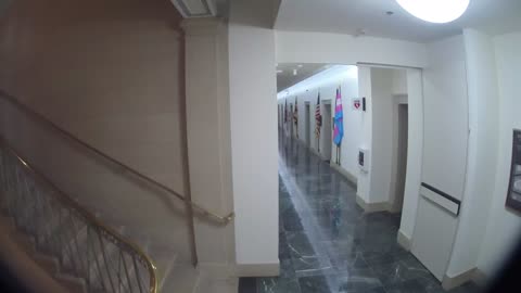 3239LHOB01Stair1_2021-01-06_02h00min01s140ms.mp4