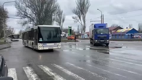 Mariupol - Buses Arrive to Evacuate Civilians