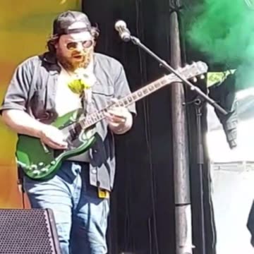 Peter Brazeal (Hedonistas) - LIVE @ 420Fest (Short 6)