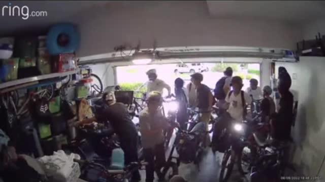 POV: Cops chasingus on aاride