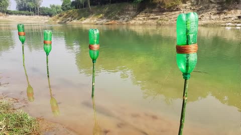 Unique-Hook-Fishing-in-River-Boy-Catching-Big-fish