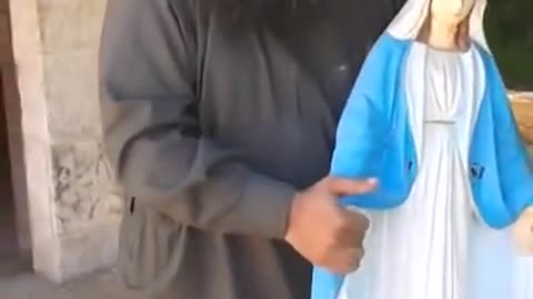 11699-001 LA HAINE DE L’INCARNATION DE JÉSUS, IMAGE VISIBLE DE L’INVISIBLE