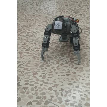 The smallest robot to do push-up exercises made by man