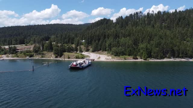 Needles Ferry between Needles BC and Farquier