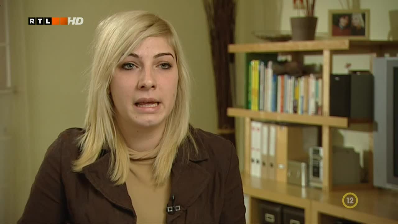 Apám új barátnője egy csaló!