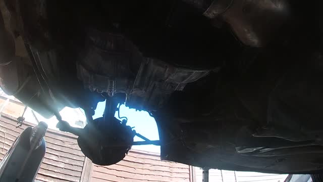 HOW TO INSTALL DRIVESHAFT AND REAR HUB ASSEMBLY ON TOYOTA MR2